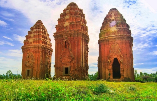 Tháp Dương Long - Tây Sơn - Bình Định